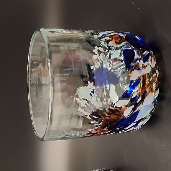 Antoni Barcelona Trencadis Whiskey Glasses with Whiskey Stone Set - Picture 15 of 16